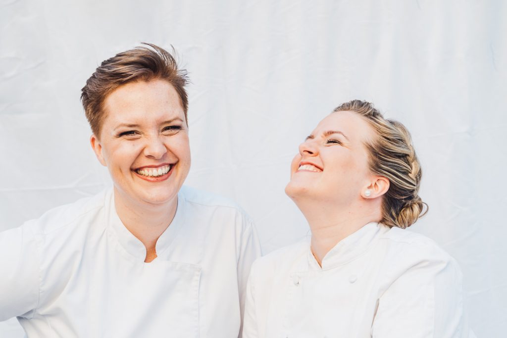 food Fotografie Allgäu unterallgäu Babenhausen Stillleben business lifestyle branding portrait twobakegirls brot mehl sauerteigbrot bäckerin teig