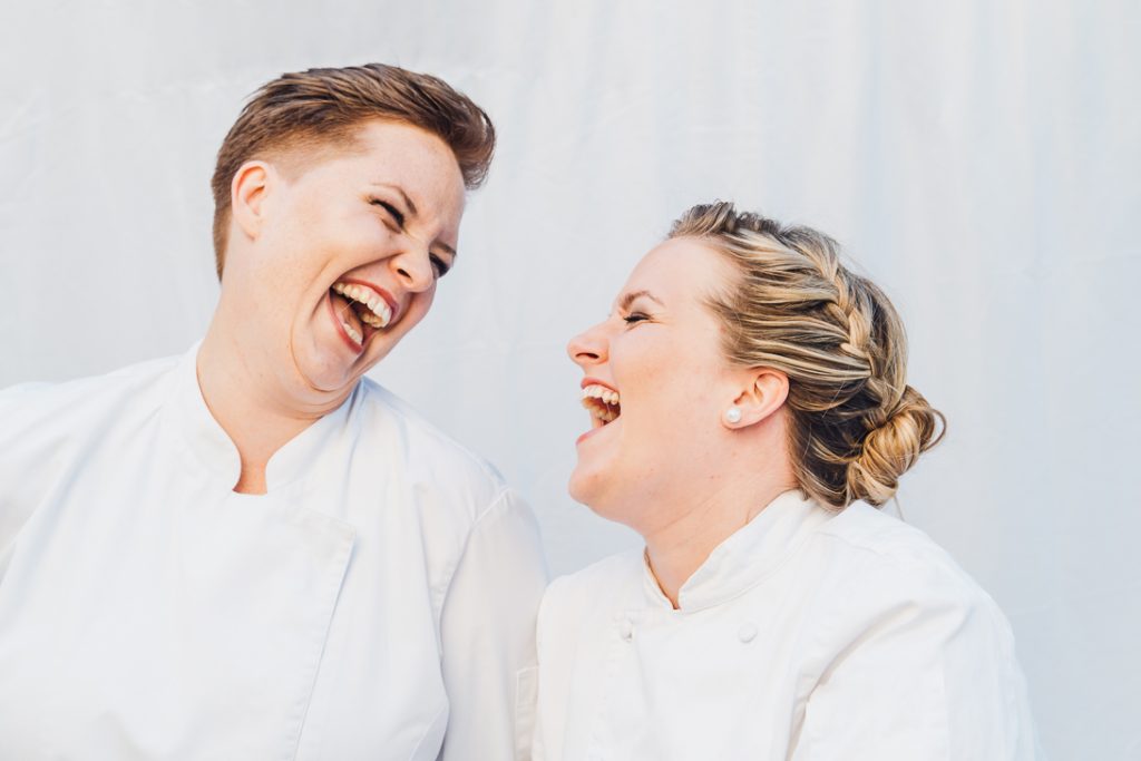 food Fotografie Allgäu unterallgäu Babenhausen Stillleben business lifestyle branding portrait twobakegirls brot mehl sauerteigbrot bäckerin teig