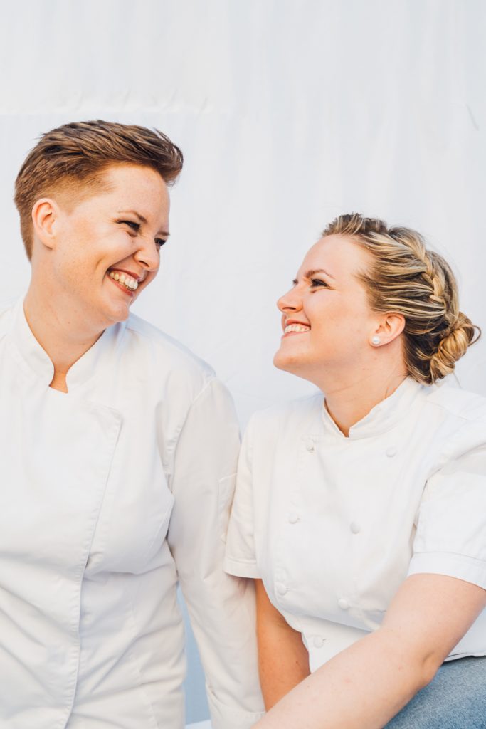 food Fotografie Allgäu unterallgäu Babenhausen Stillleben business lifestyle branding portrait twobakegirls brot mehl sauerteigbrot bäckerin teig