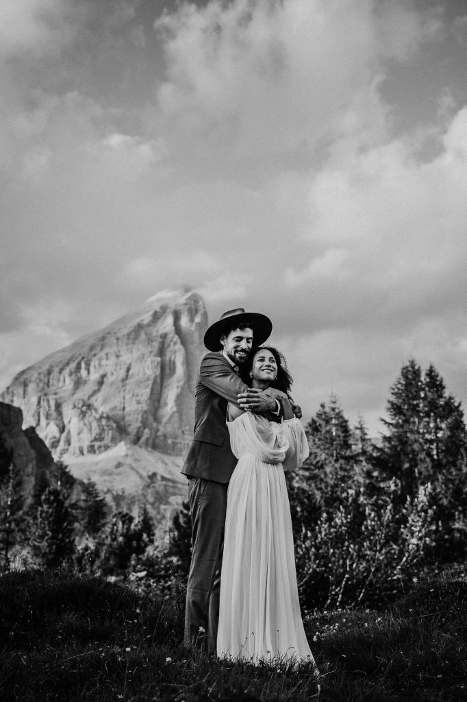 Elopement Hochzeit Dolomiten Paar