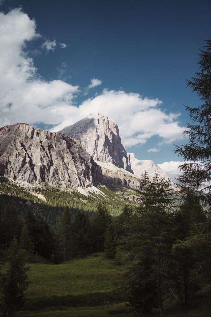 Elopement Hochzeit Dolomiten Paar