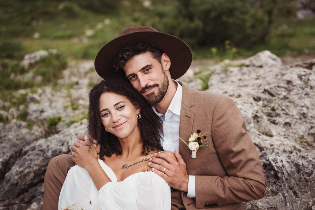 Elopement Hochzeit Dolomiten Paar