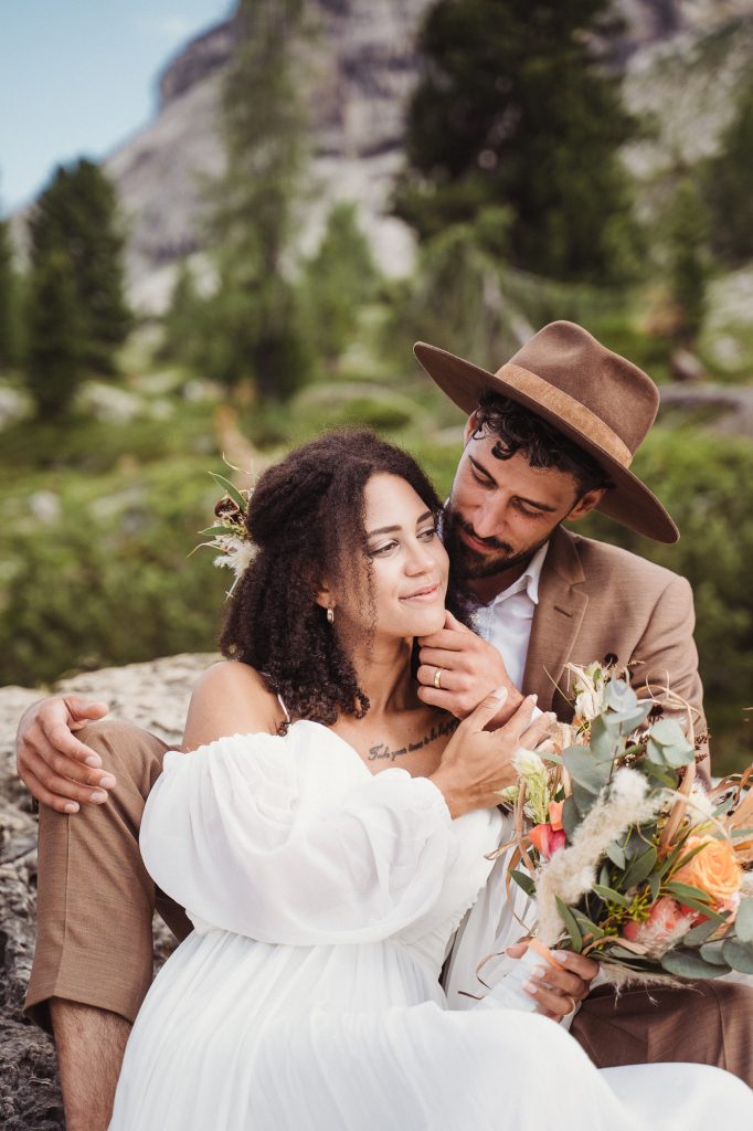 Elopement Hochzeit Dolomiten Paar