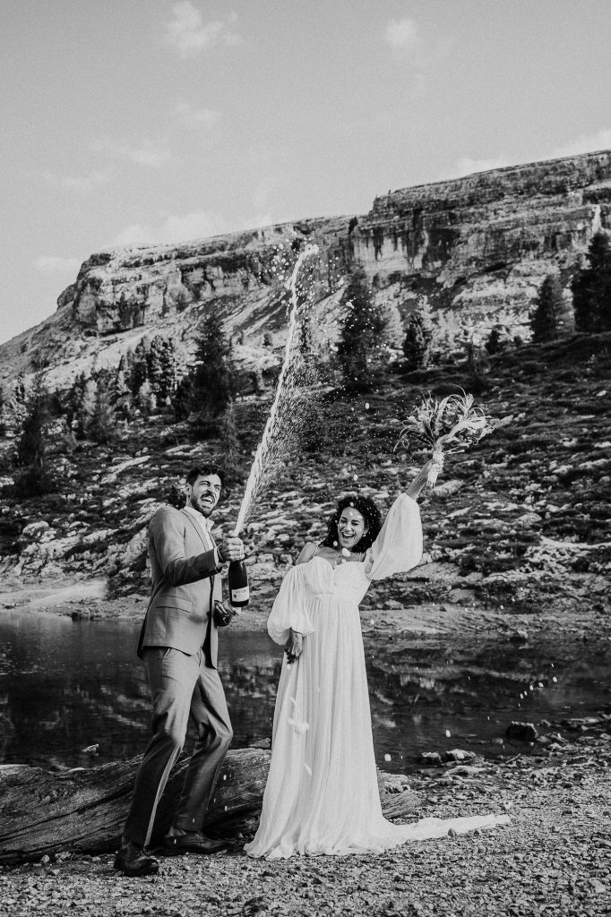 Elopement Hochzeit Dolomiten Paar