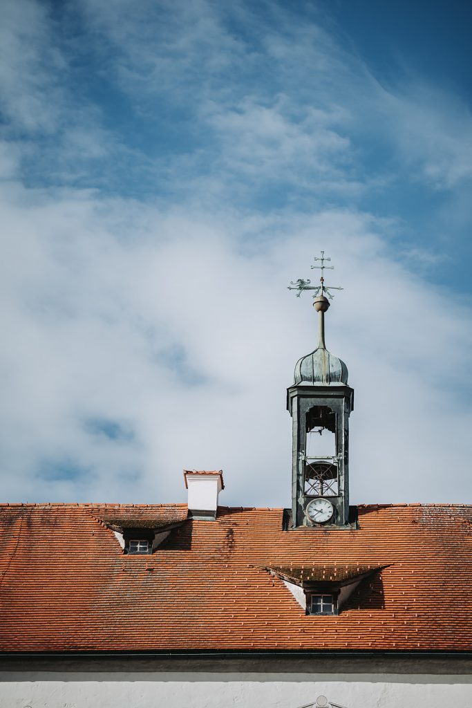 Schloss Zeil Bräutigam Brautpaar Braut Allgäu Hochzeit