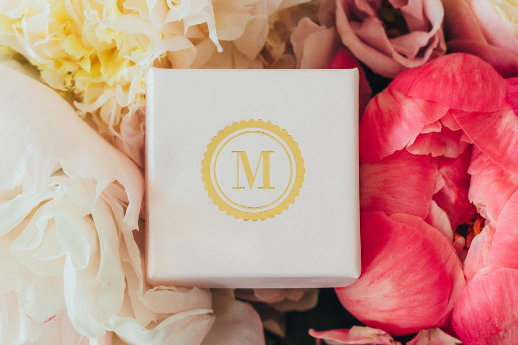 braut dessous Brautboudoir bridalboudoir frau sinnliche fotos allgäu schmuck miaundmarthaschmuck Brautschmuck