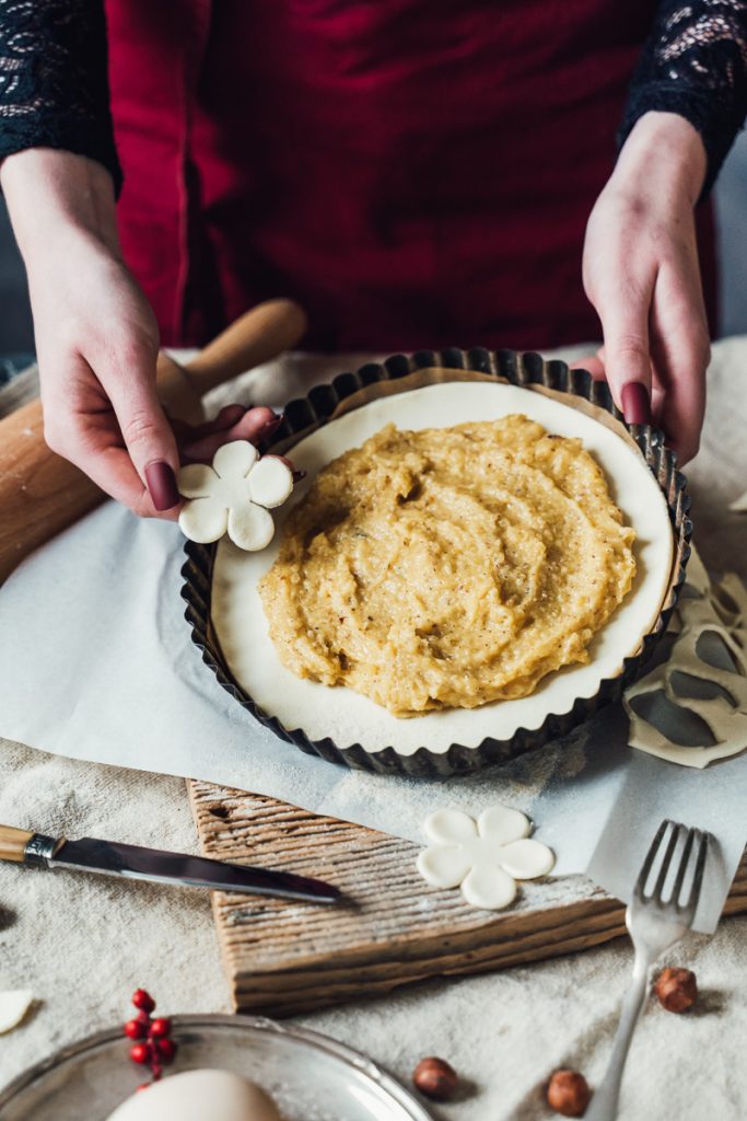 food flatlay dreikönigskuchen