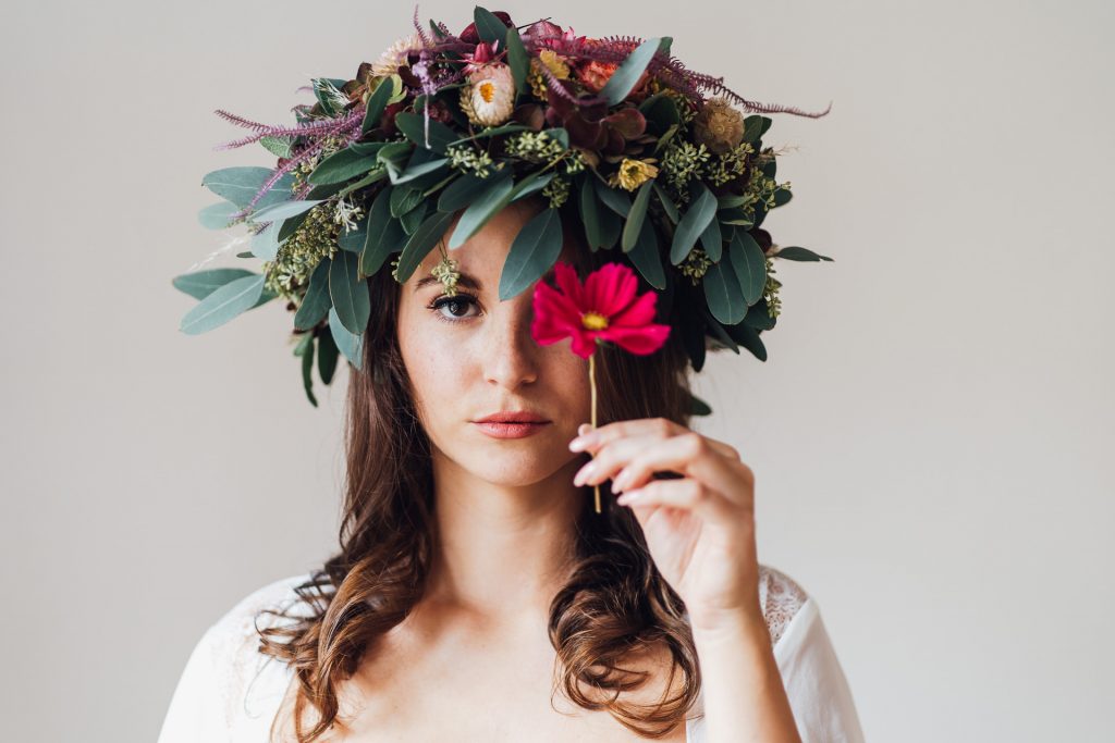 Portrait Frau Boudoir Selbstliebeportrait Blumen