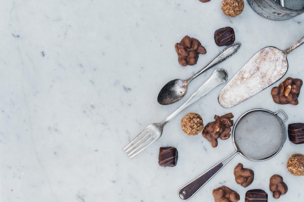 food flatlay Pralinen brot business portrait frau