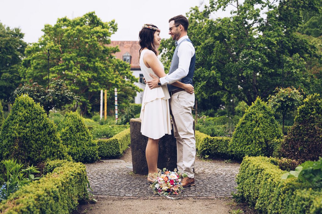 paar Hochzeit elopement Blumen fotografie