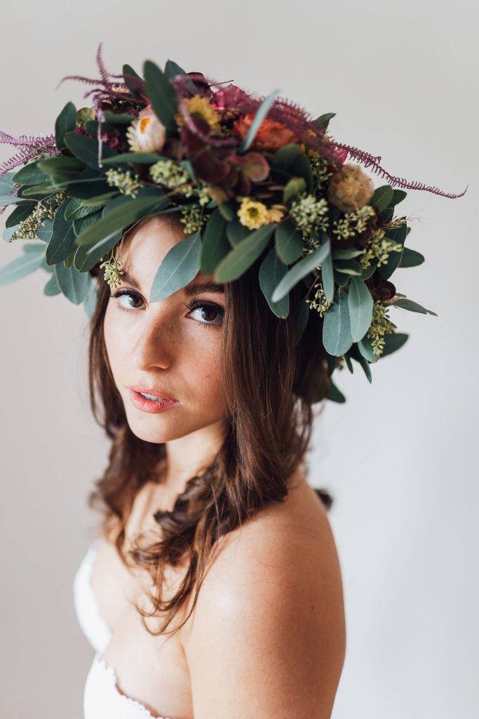 Boudoir Selbstliebe Frau Unterwäsche Portrait Blumen