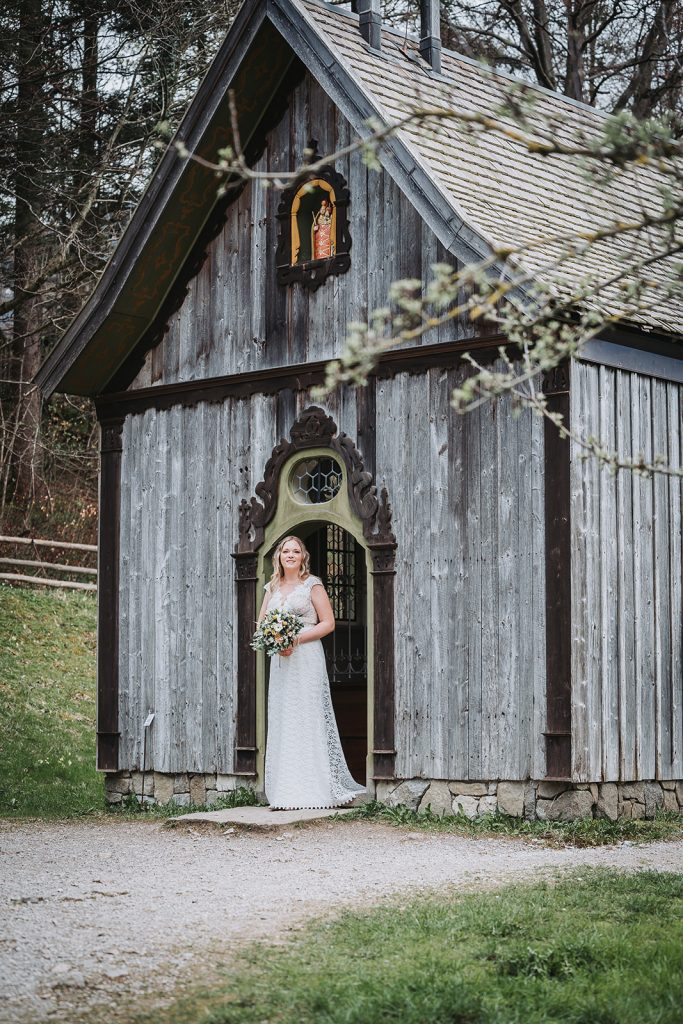 Hochzeit Schliersee Wasmeier Freilichtmuseum Hochzeitsfeier Brautpaar München