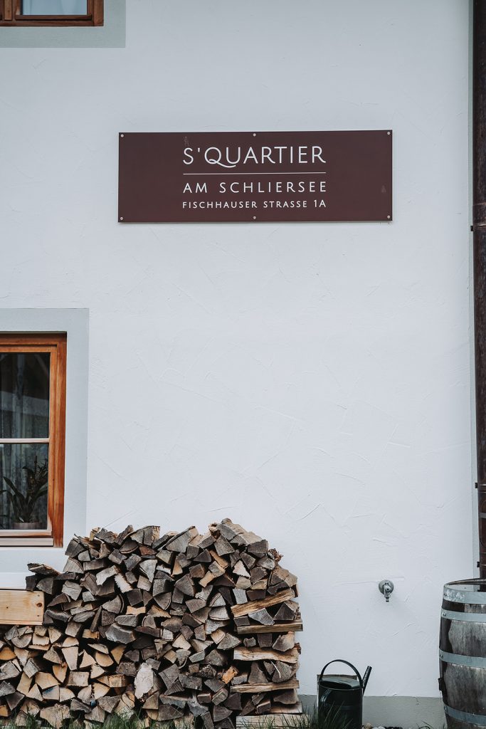 Hochzeit Schliersee Wasmeier Freilichtmuseum Hochzeitsfeier Brautpaar München