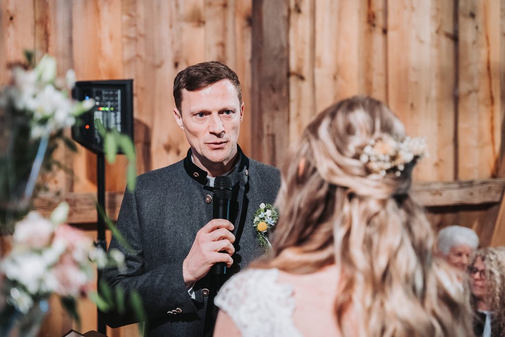 Hochzeit Schliersee Wasmeier Freilichtmuseum Hochzeitsfeier Brautpaar München